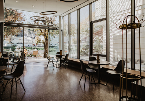 Pavillon Cafe Bazar - LC4